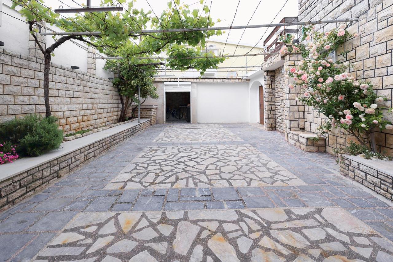 Apartman Don Pag Town Exterior foto